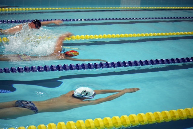 从而超越自 从而超越自